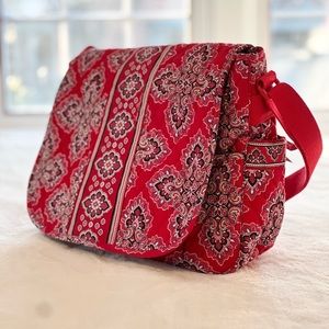 Vera Bradley Frankly Scarlet Messenger Crossbody Bag, excellent used condition